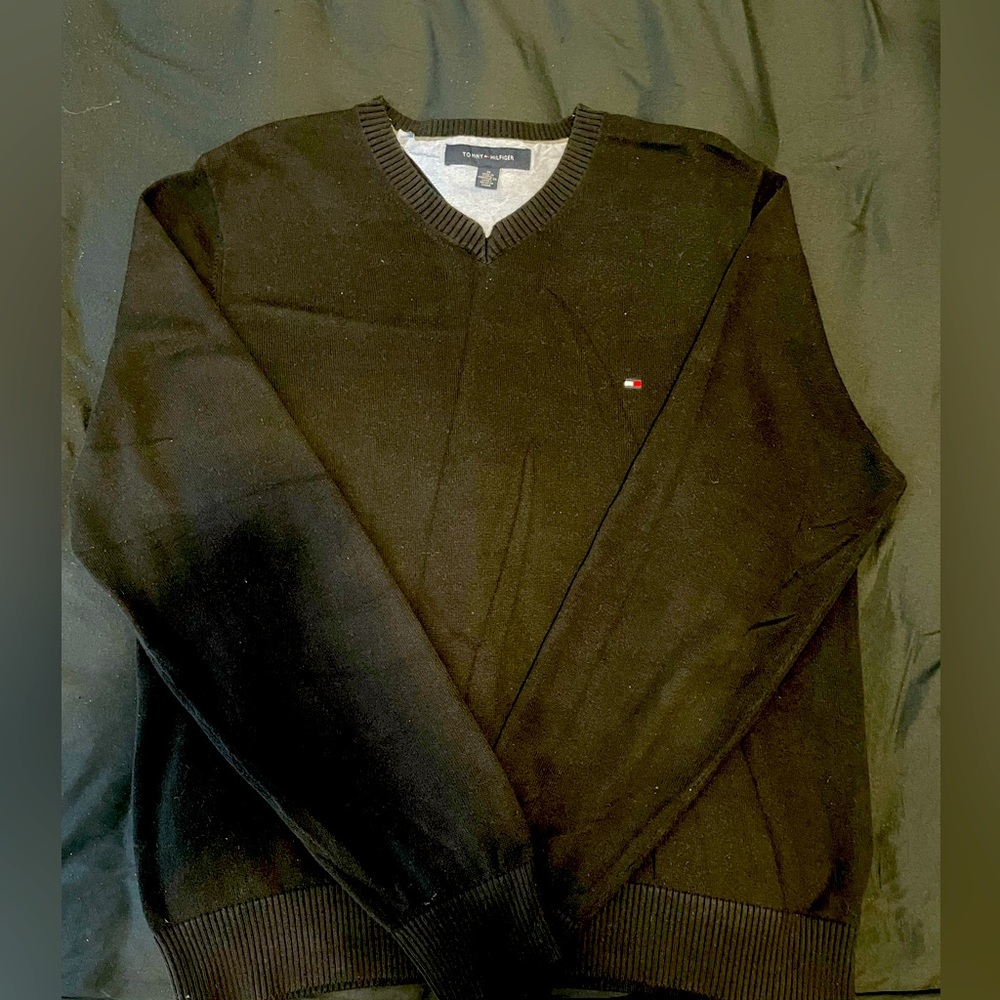 Tommy Hilfiger V -neck sweater.